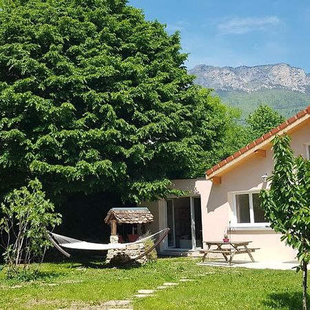Villa Fabuleuse L'Envolee Gites De Calistane Saint-Vincent-de-Mercuze Eksteriør billede